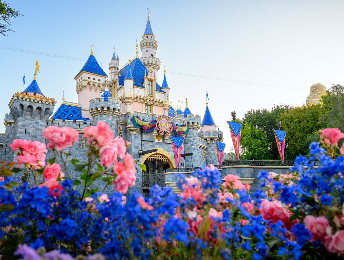 Big Disneyland discount for Kiwis and Aussies!